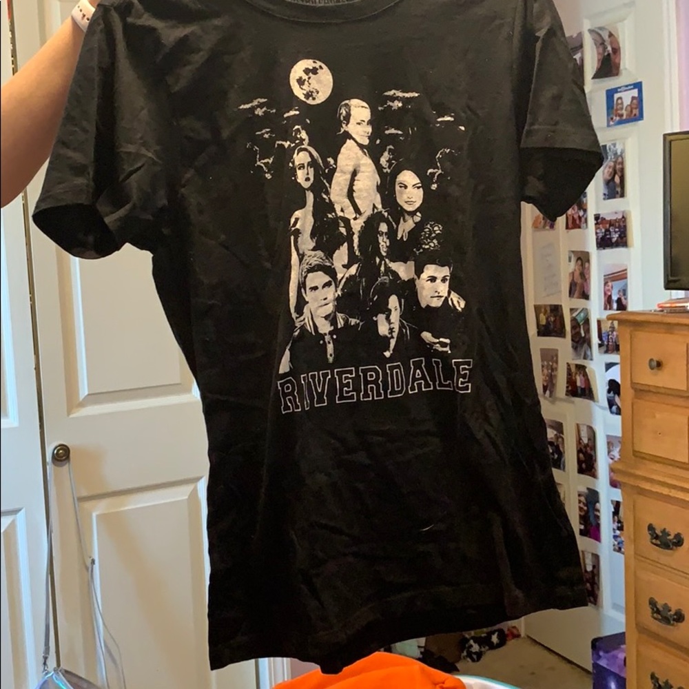 Graphic t-shirt